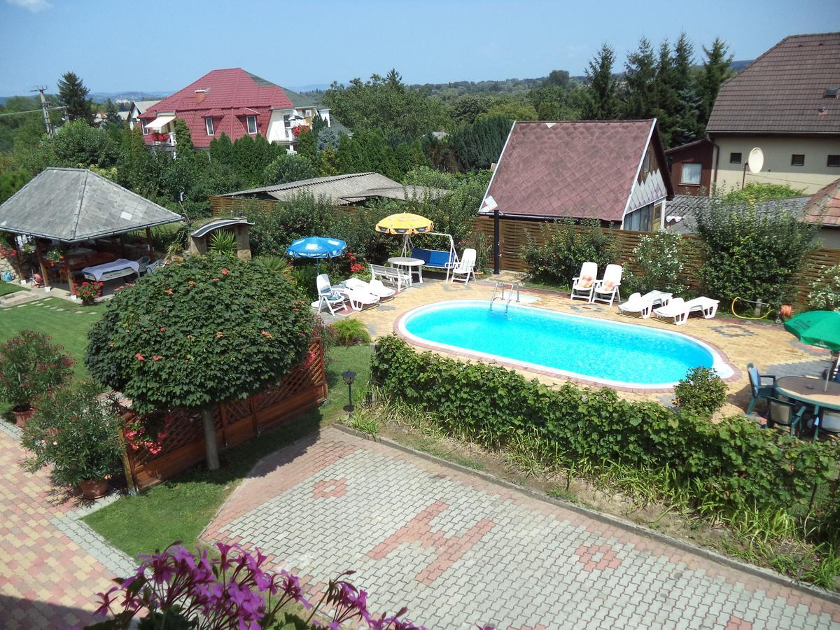 Holp Panzio Ξενοδοχείο Balatonföldvár Εξωτερικό φωτογραφία
